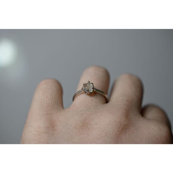 alternative raw diamond engagement ring raw crystal size 4 5 6 7 8 8 9 10 11 12 - Picture 1 of 3